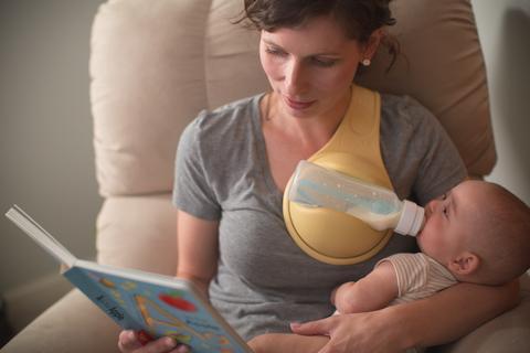 Tiny Tummy Hands Free MilkNest Feeder